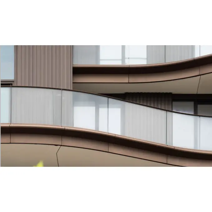 กระจกรูปทรงสำหรับราวบันได